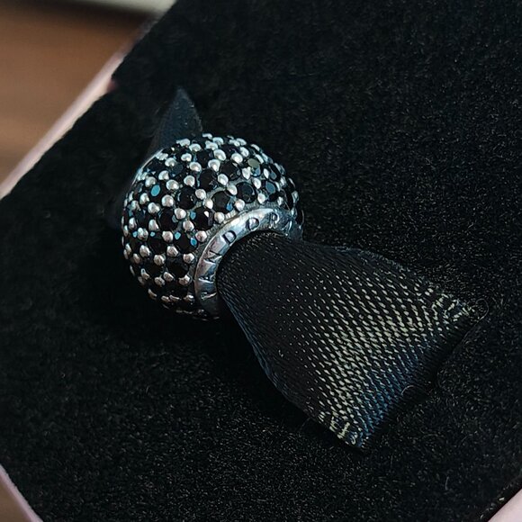 Authentic Retired Pave Lights Bead with Black Nano Crystal - 791051NCK - Picture 3 of 5